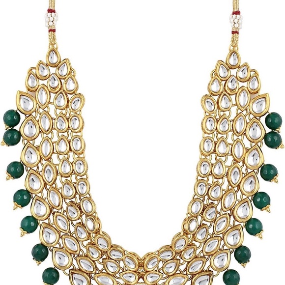 Kundan Gold and Green Necklace Set - Picture 3 of 4